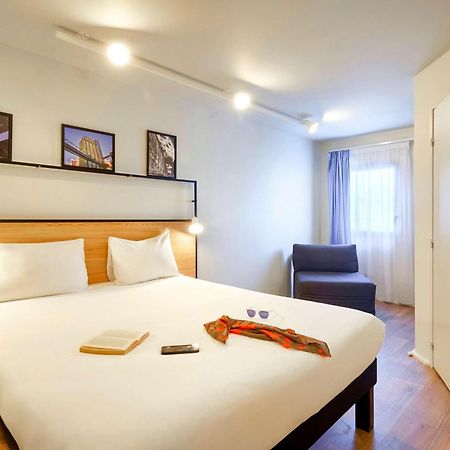 Hotel Ibis Lorient Centre Gare Zewnętrze zdjęcie