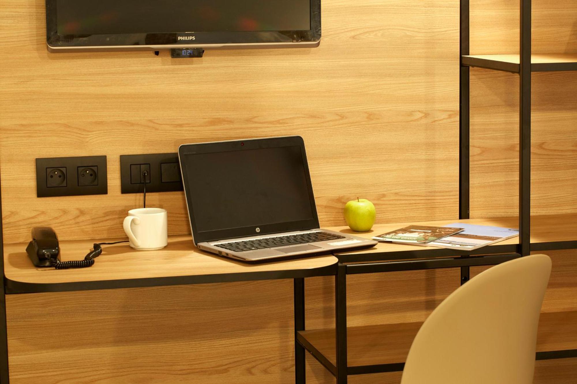 Hotel Ibis Lorient Centre Gare Zewnętrze zdjęcie