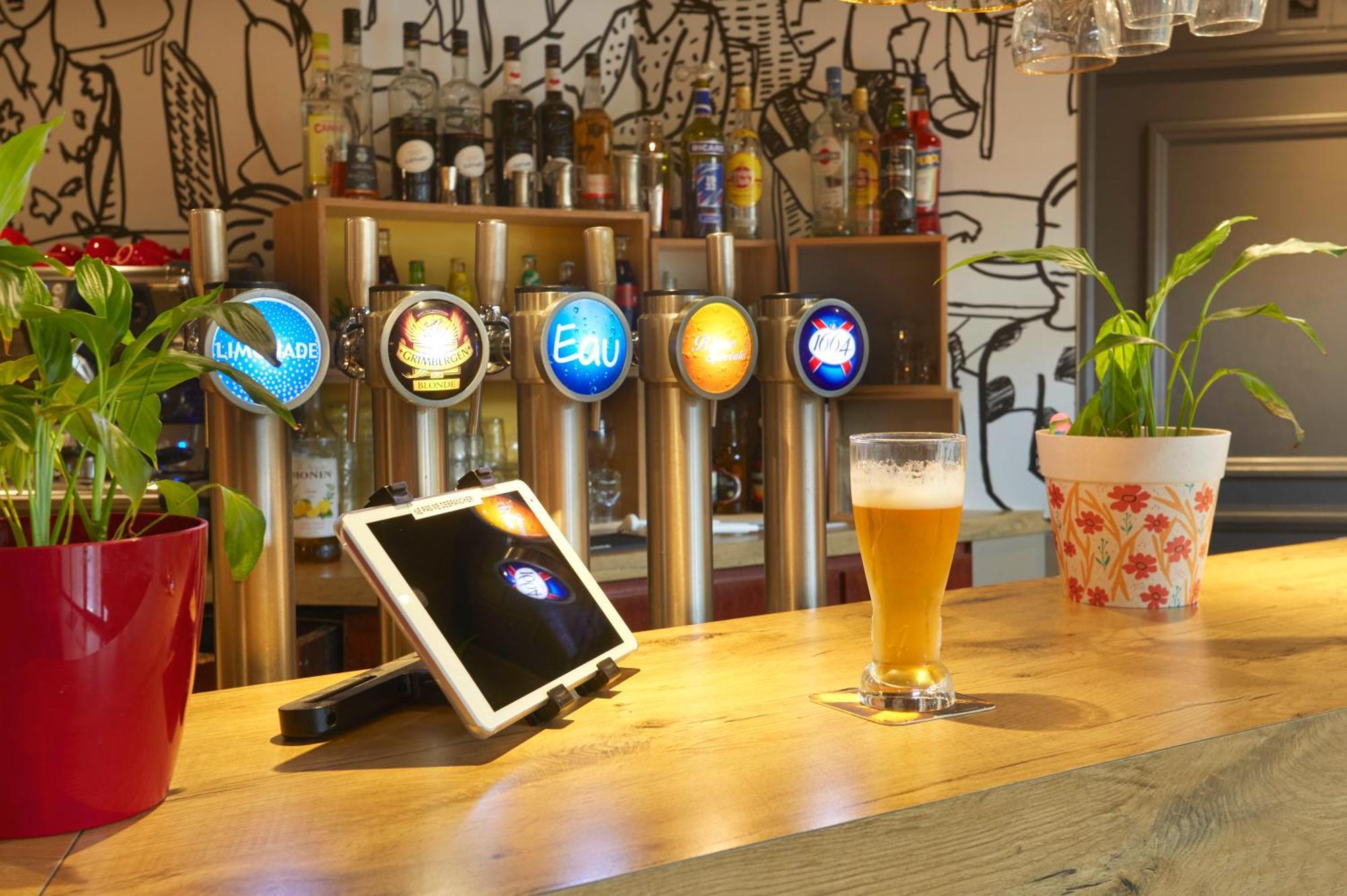 Hotel Ibis Lorient Centre Gare Zewnętrze zdjęcie