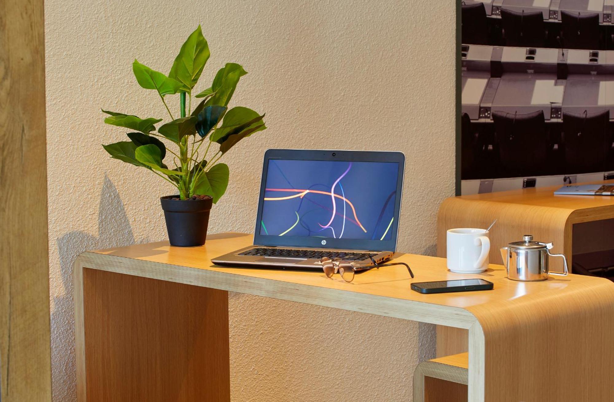 Hotel Ibis Lorient Centre Gare Zewnętrze zdjęcie