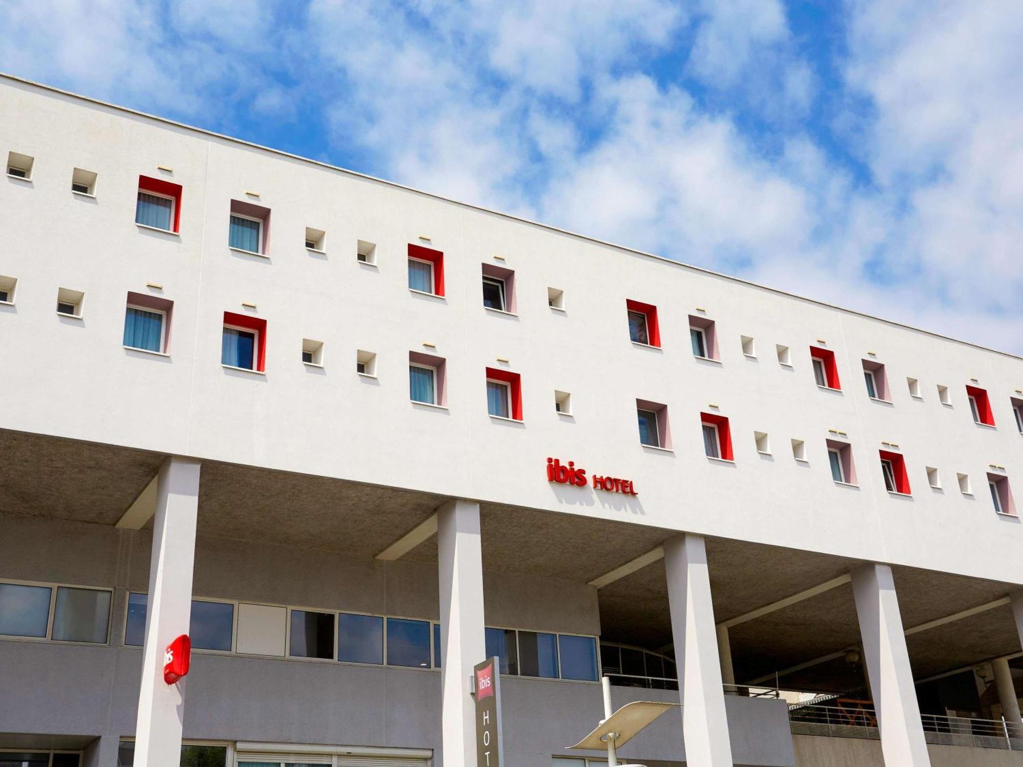 Hotel Ibis Lorient Centre Gare Zewnętrze zdjęcie